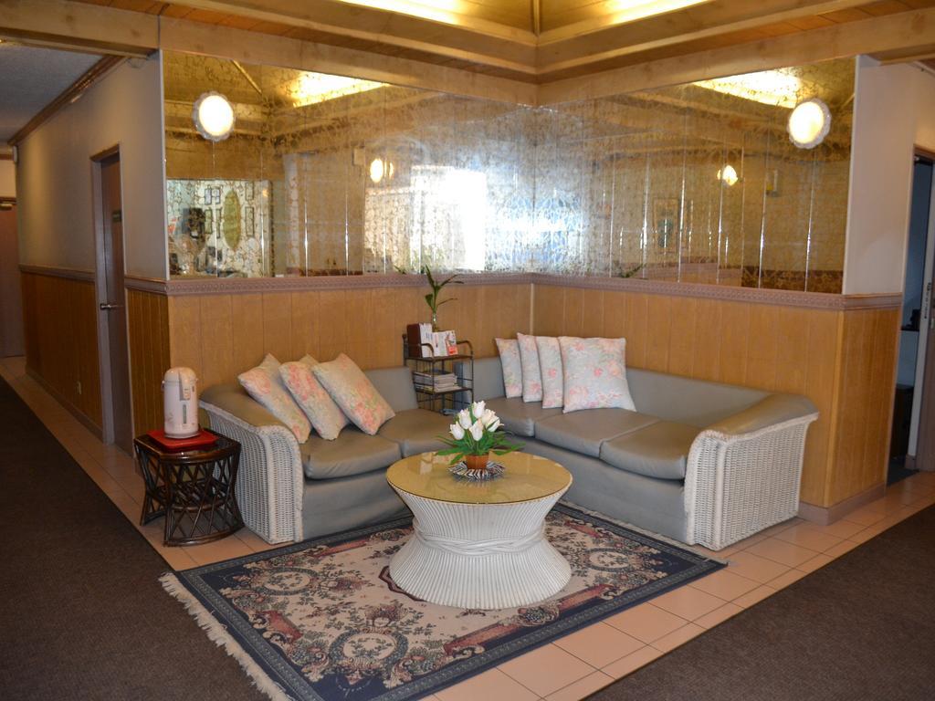 Hotel West Plaza Desekel Koror Exteriér fotografie